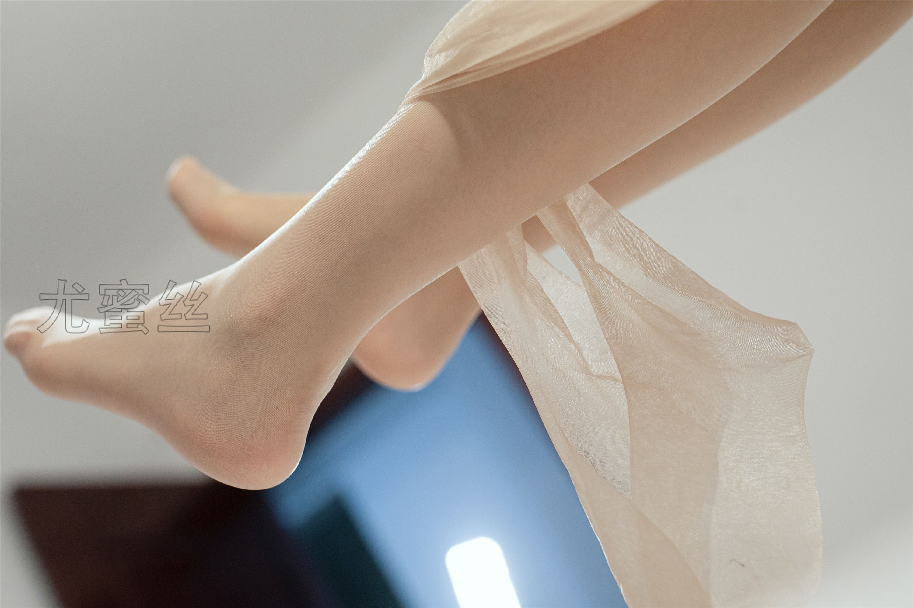 尤蜜丝 穿搭写真 NO.033